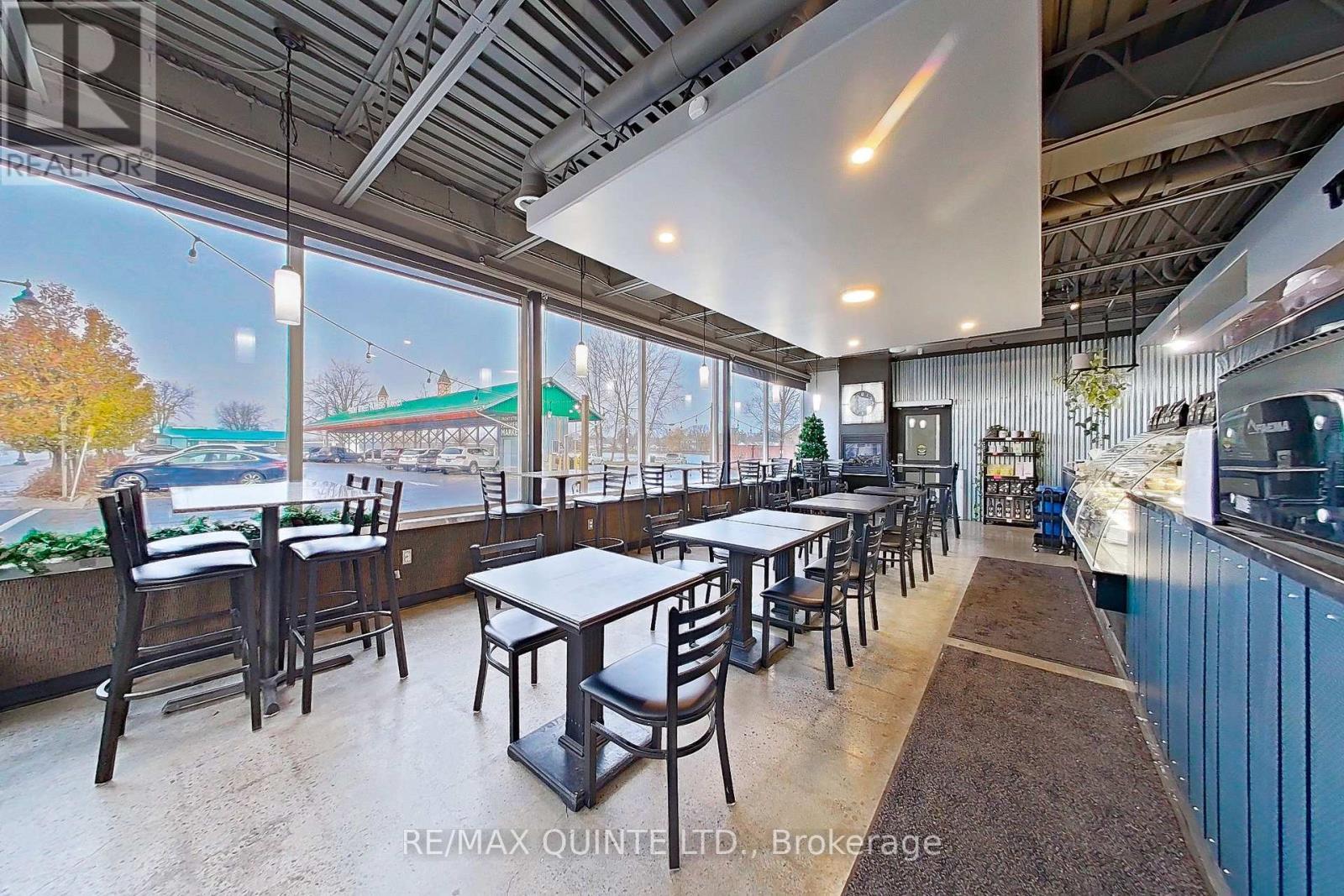 45 Front Street, Quinte West (Trenton Ward), ON