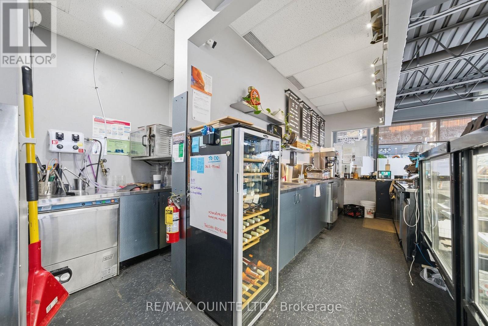 45 Front Street, Quinte West (Trenton Ward), ON