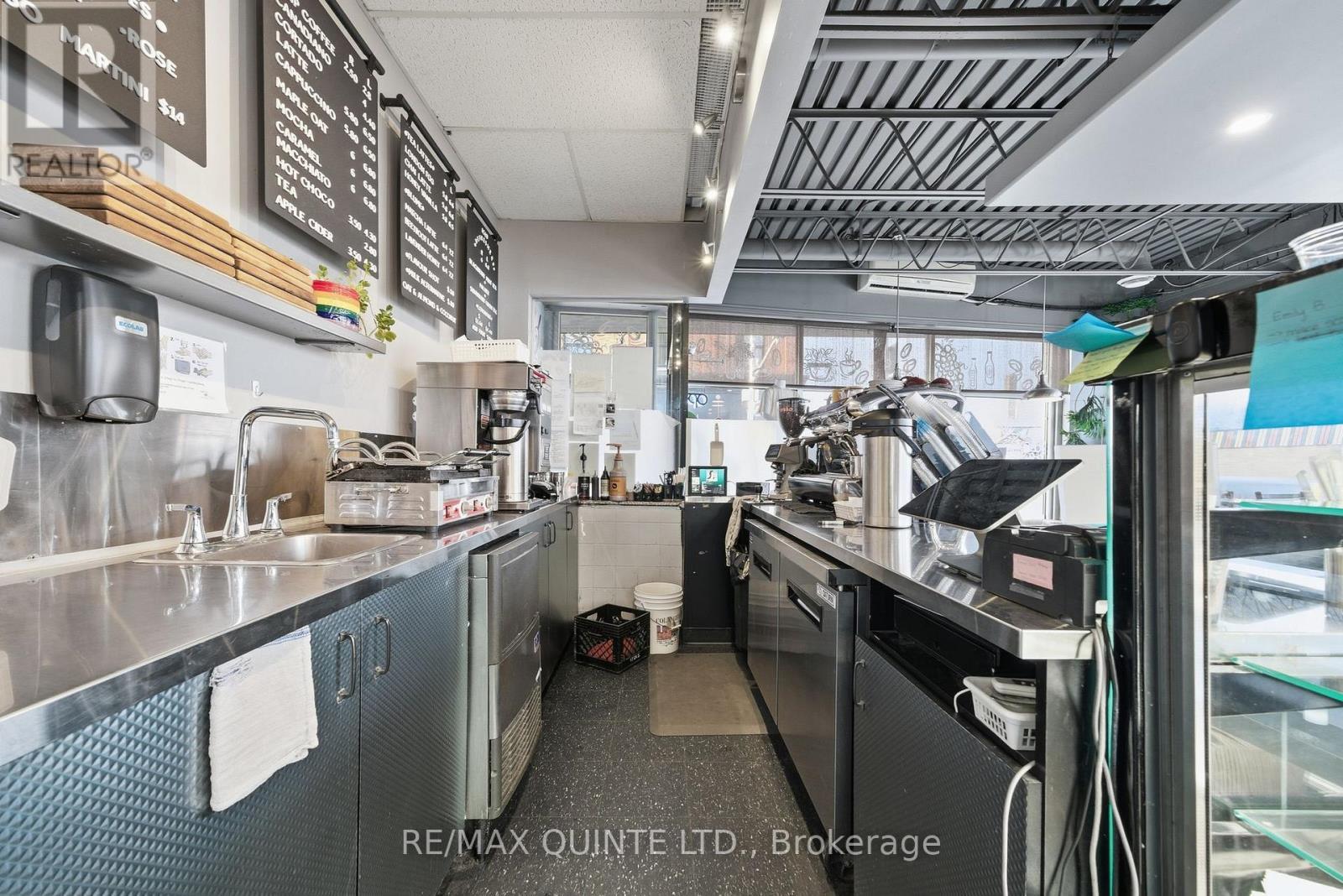 45 Front Street, Quinte West (Trenton Ward), ON