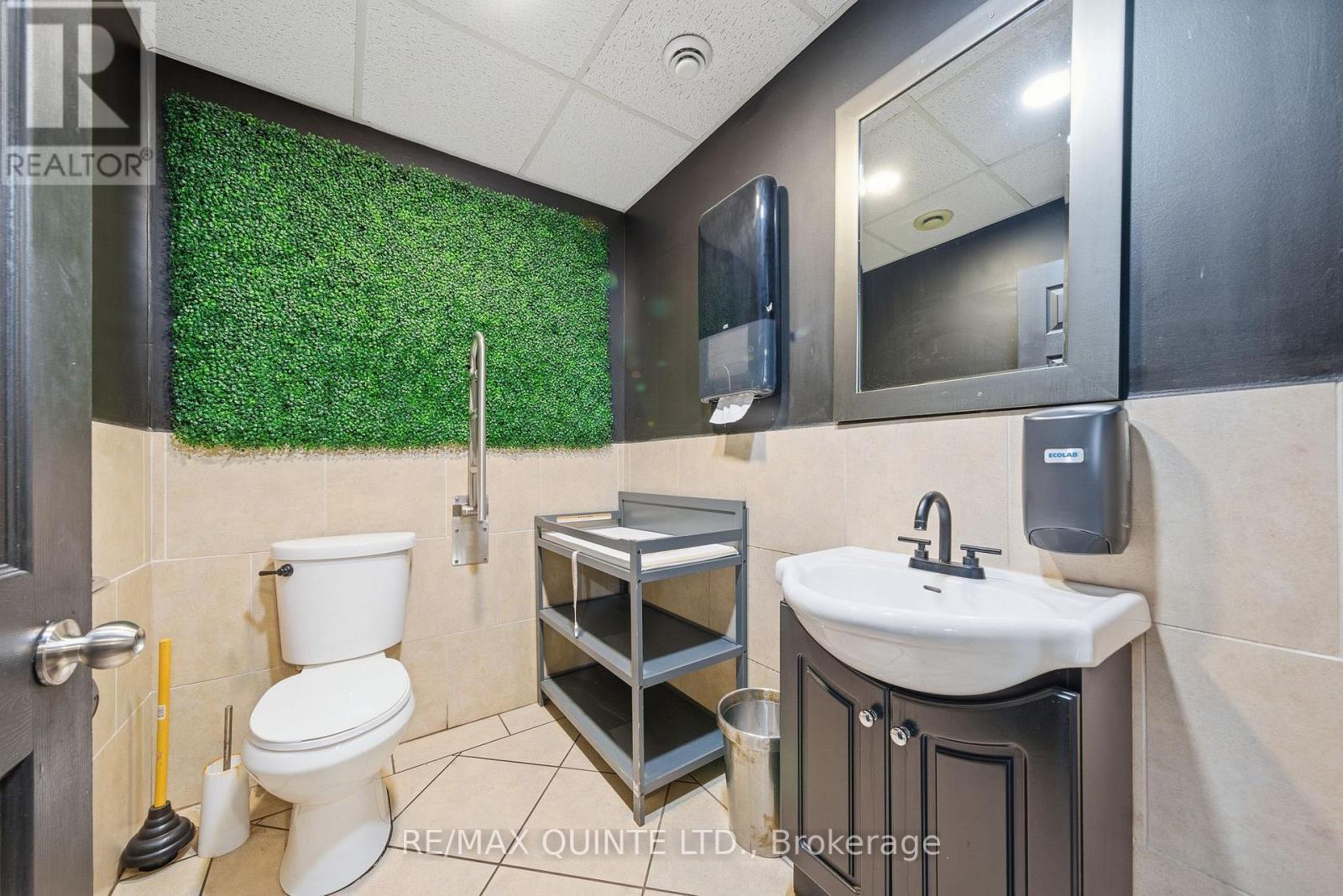 45 Front Street, Quinte West (Trenton Ward), ON