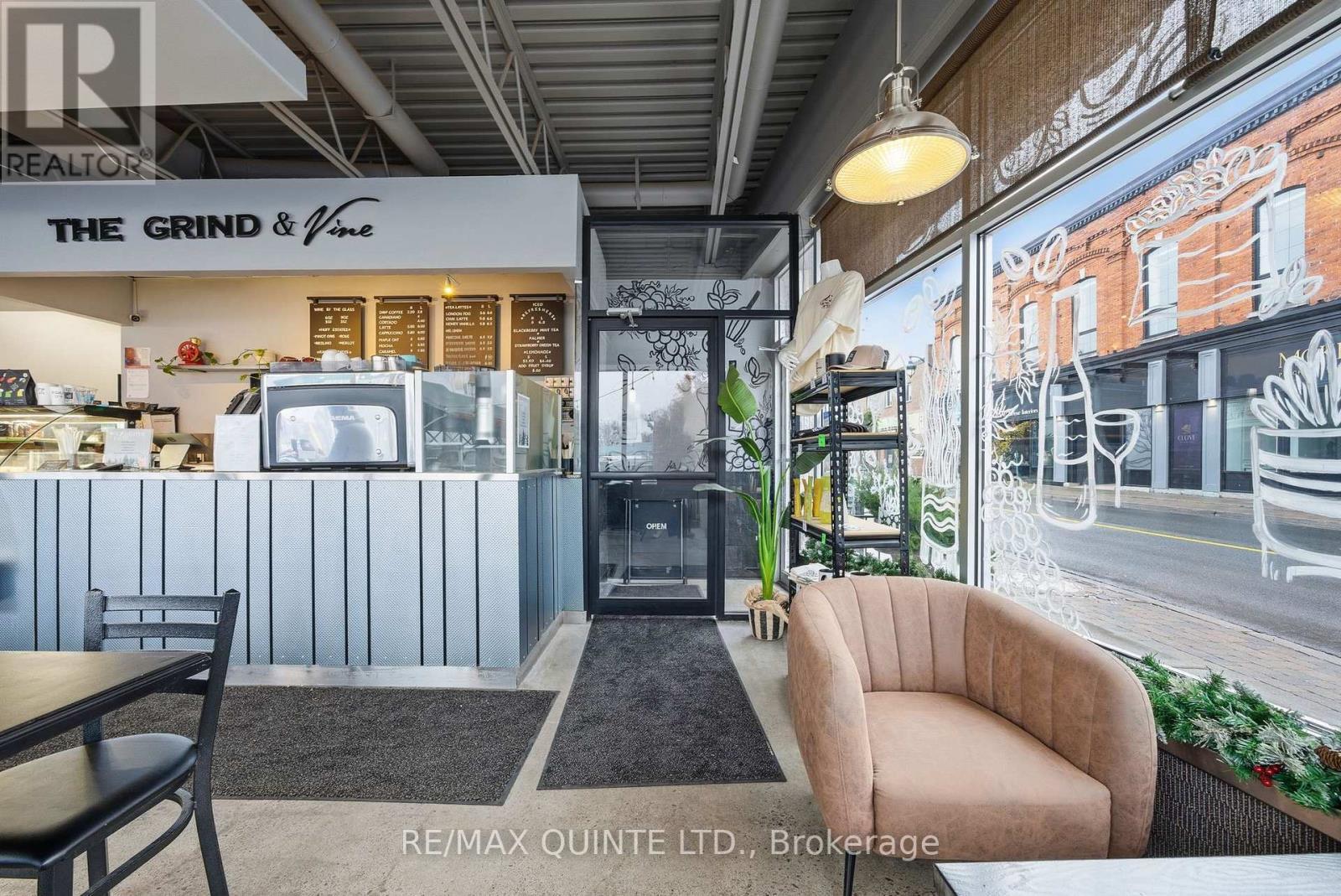 45 Front Street, Quinte West (Trenton Ward), ON