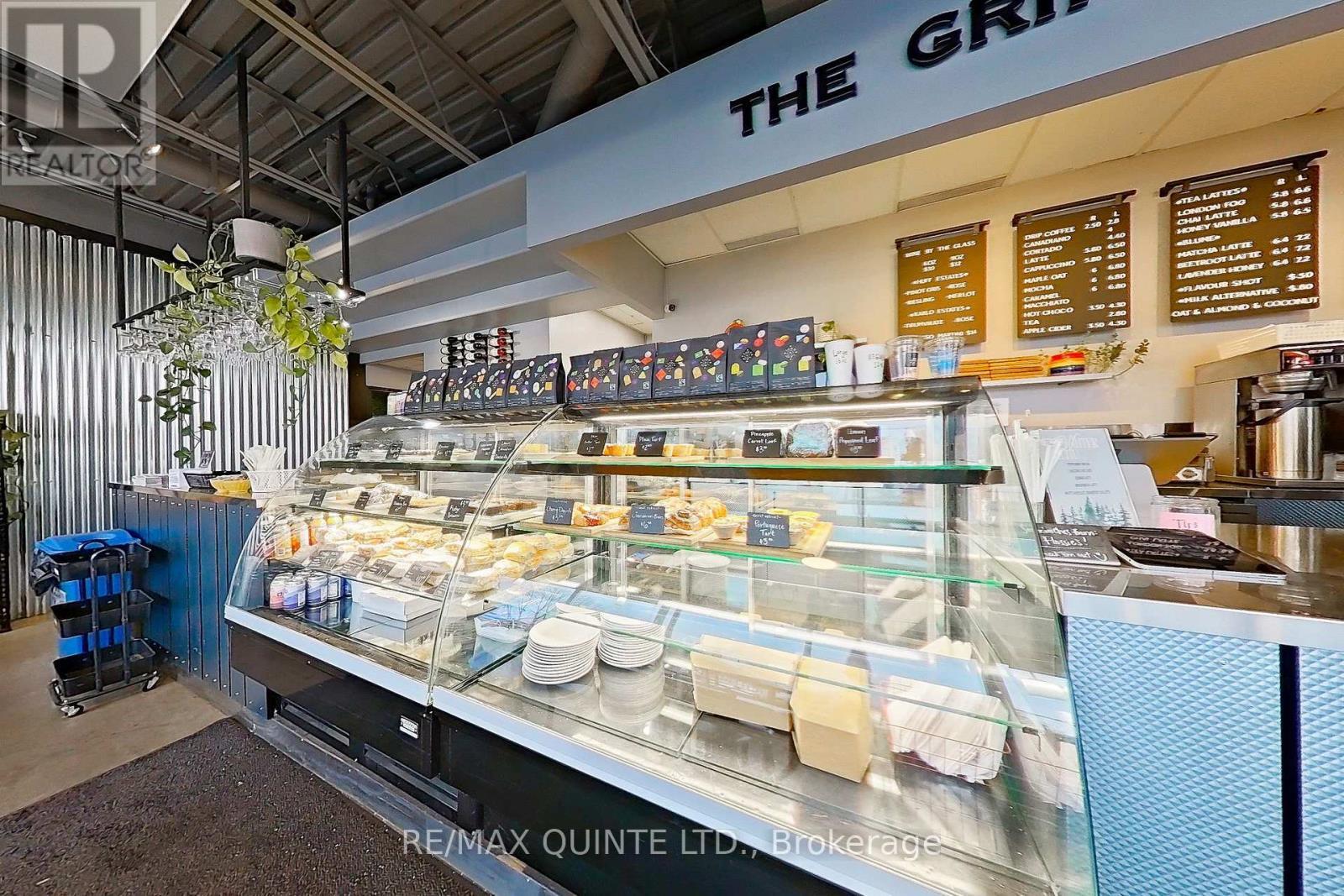 45 Front Street, Quinte West (Trenton Ward), ON