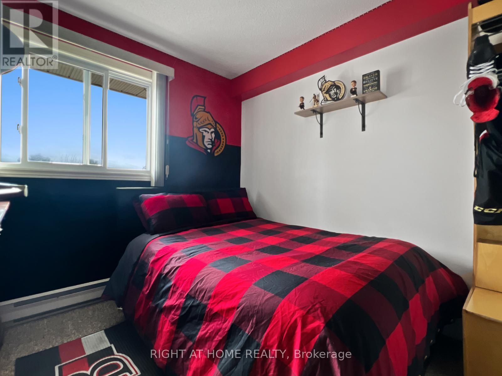 223 - 175 Haig Road, Belleville (Belleville Ward), ON - Indoor Photo Showing Bedroom
