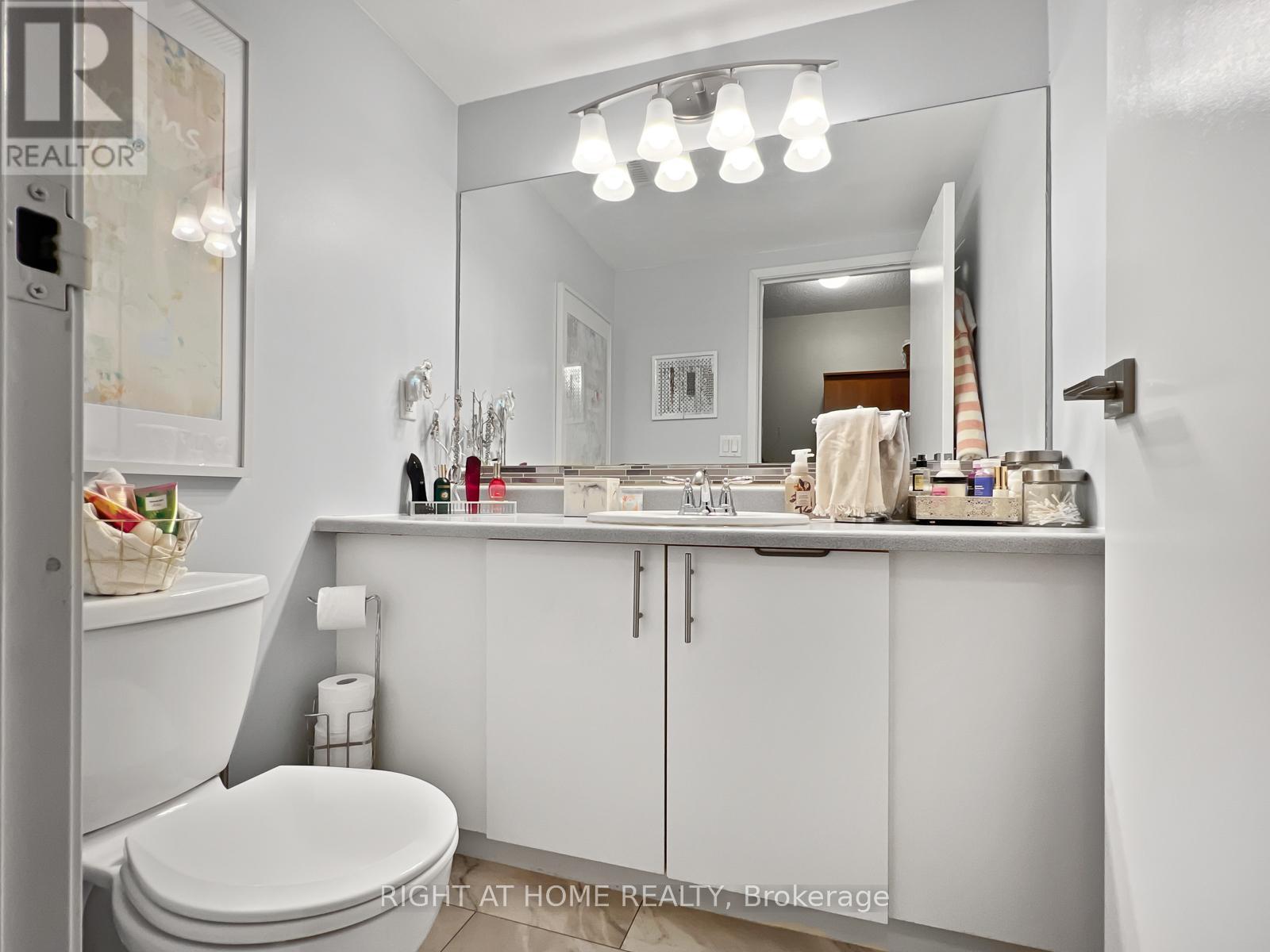 223 - 175 Haig Road, Belleville (Belleville Ward), ON - Indoor Photo Showing Bathroom