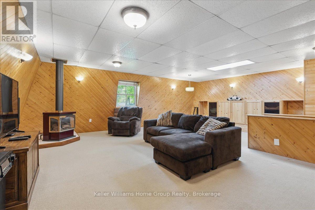 348 Old Stone Road, Waterloo, ON - Indoor With Fireplace