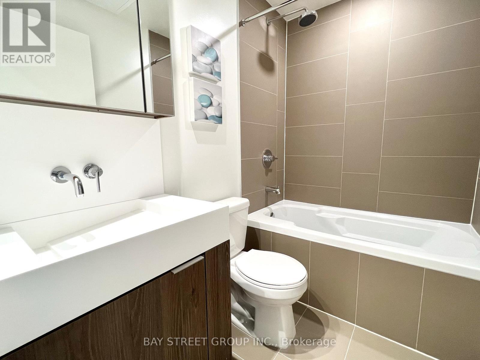 1809 - 15 Lower Jarvis Street, Toronto, ON - Indoor Photo Showing Bathroom