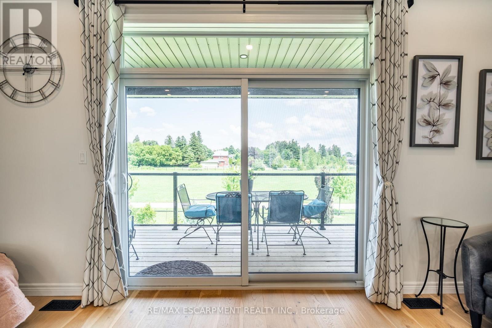 16 Whiting Drive, Brant, ON - Indoor Photo Showing Other Room