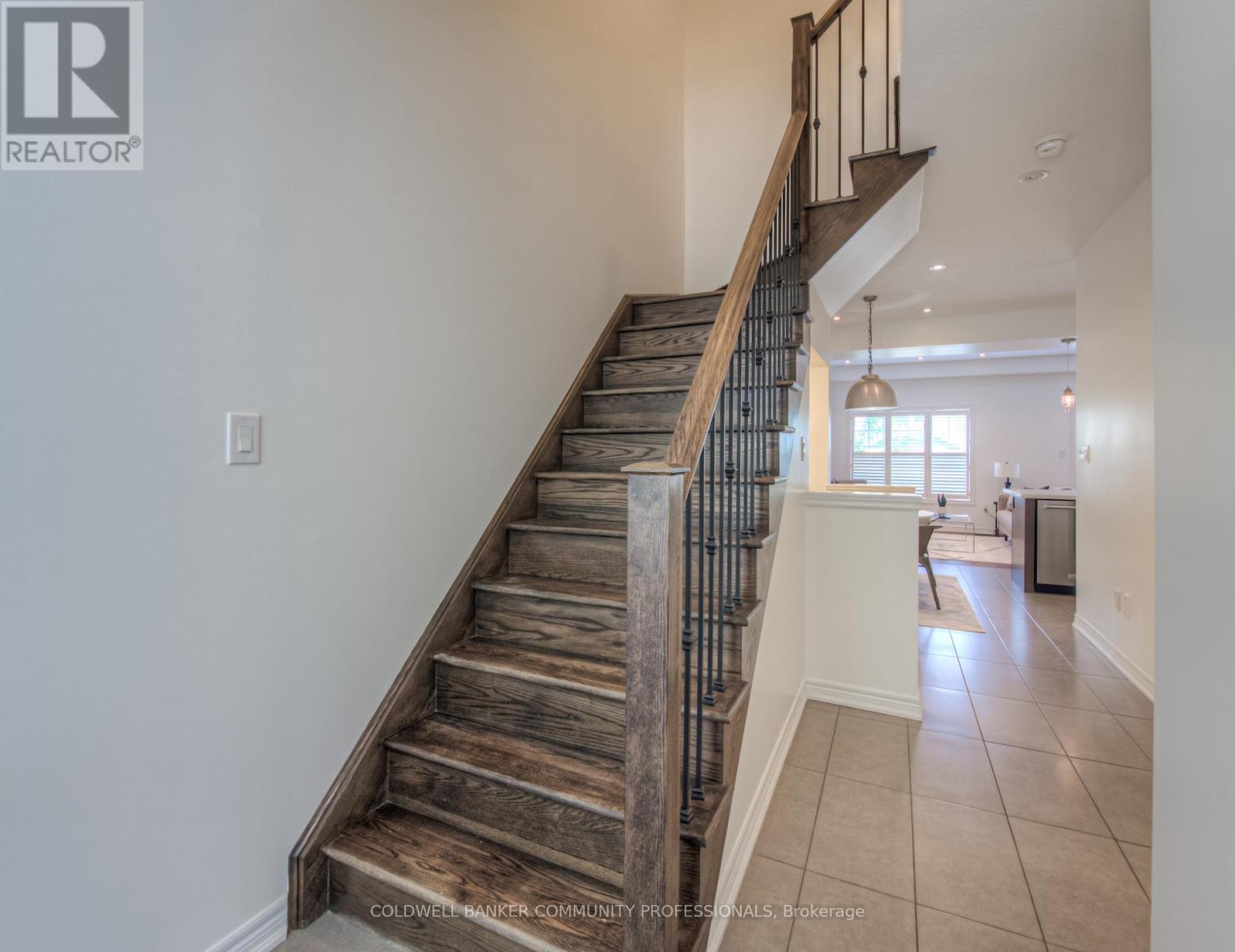 38 - 215 Dundas Street E, Hamilton, ON - Indoor Photo Showing Other Room