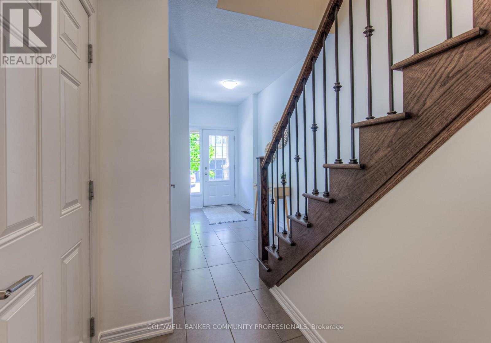 38 - 215 Dundas Street E, Hamilton, ON - Indoor Photo Showing Other Room