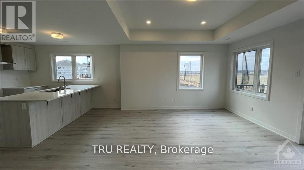 956 Chapman Mills Drive, Ottawa, ON - Indoor