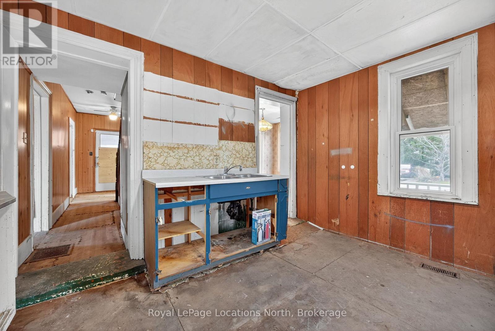 54 Cook Street, Meaford, ON - Indoor Photo Showing Other Room