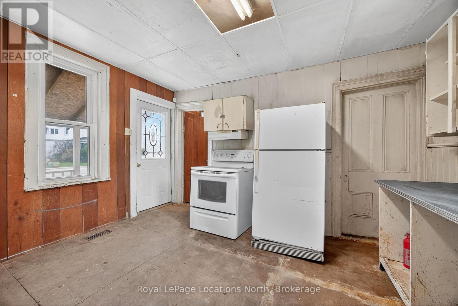 54 Cook Street, Meaford, ON - Indoor Photo Showing Kitchen