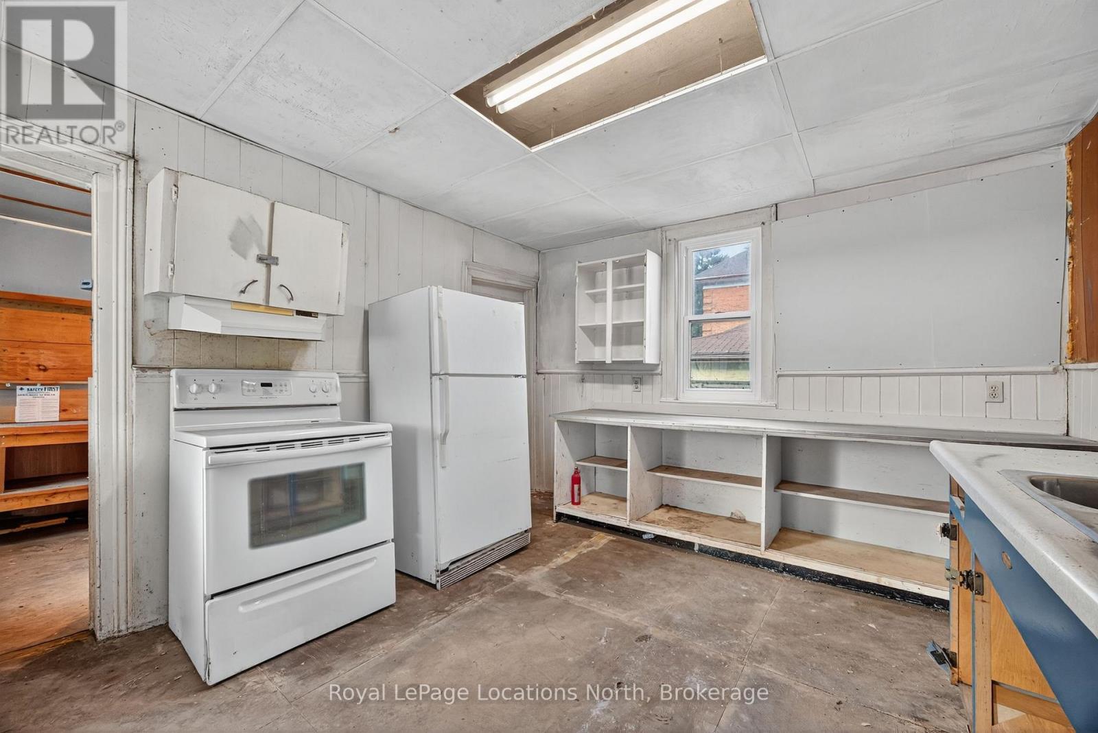 54 Cook Street, Meaford, ON - Indoor Photo Showing Kitchen
