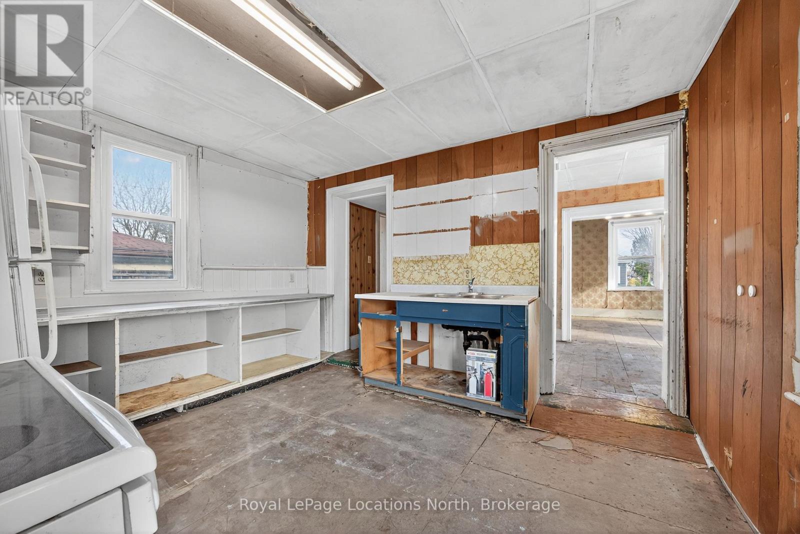 54 Cook Street, Meaford, ON - Indoor Photo Showing Other Room