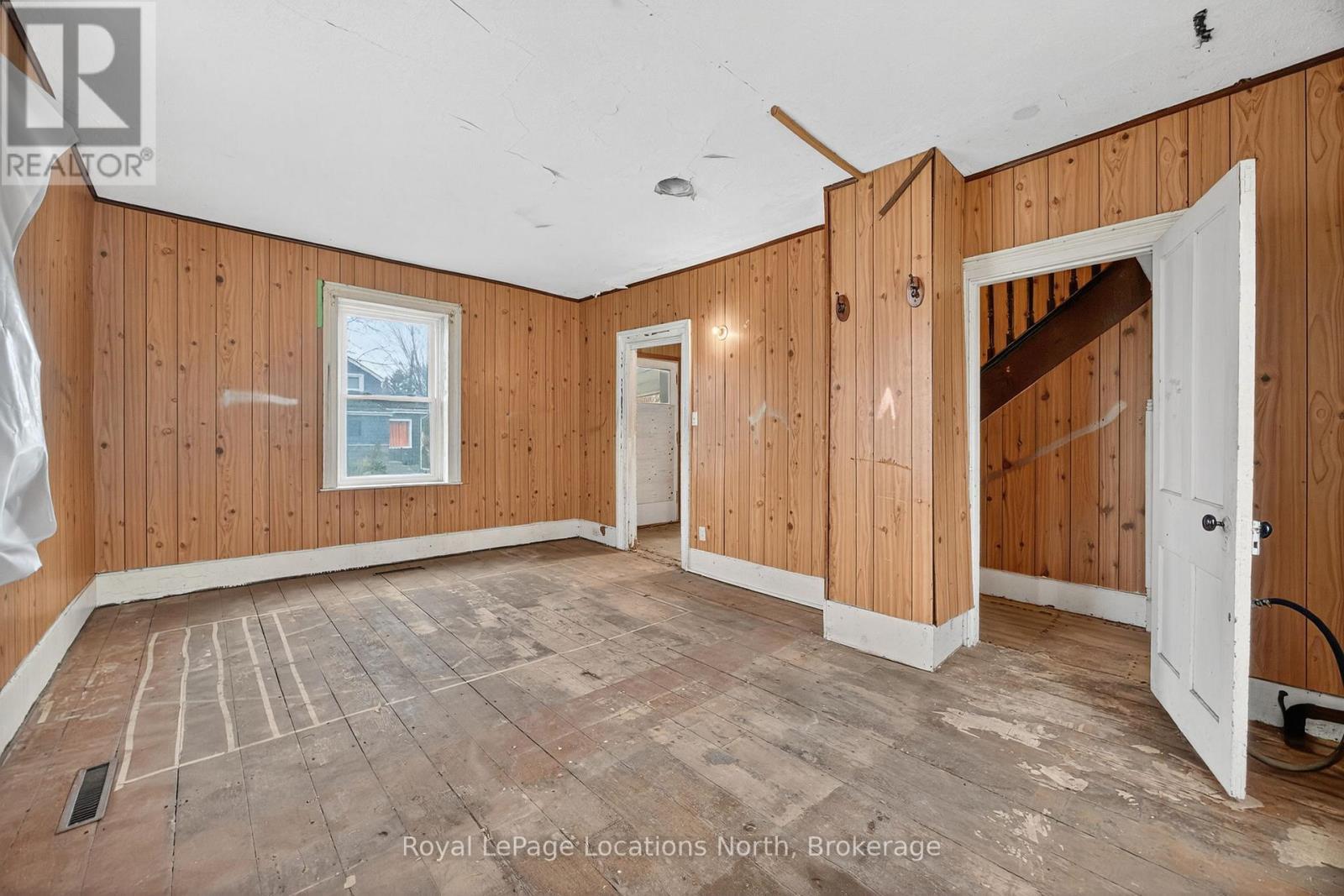 54 Cook Street, Meaford, ON - Indoor Photo Showing Other Room