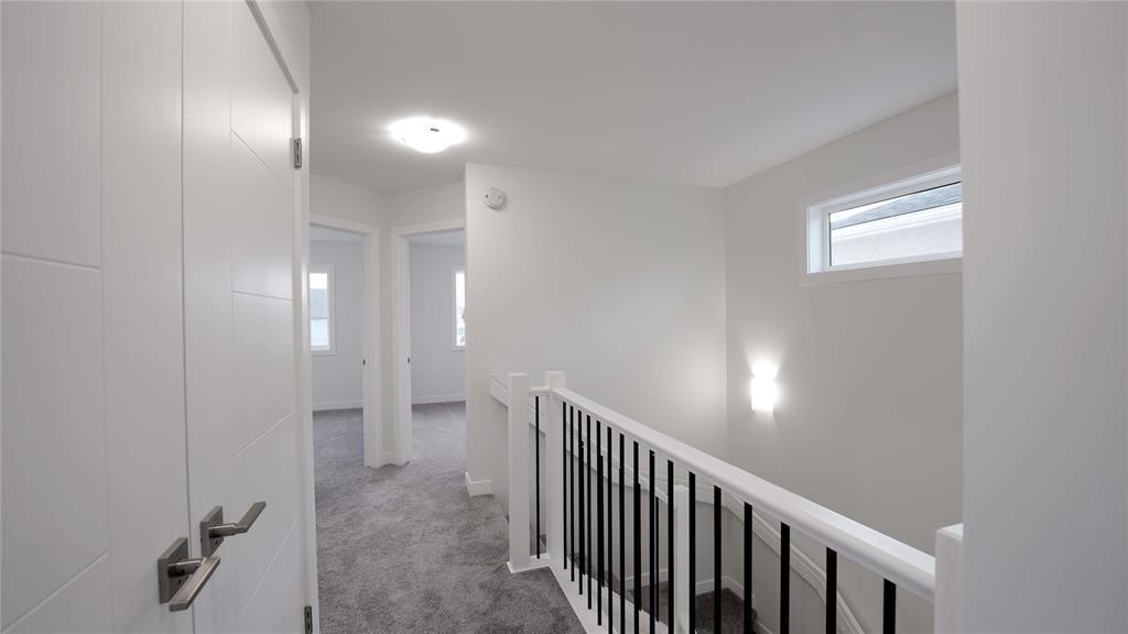 122 Meadowlands Drive, West St Paul, MB - Indoor Photo Showing Other Room