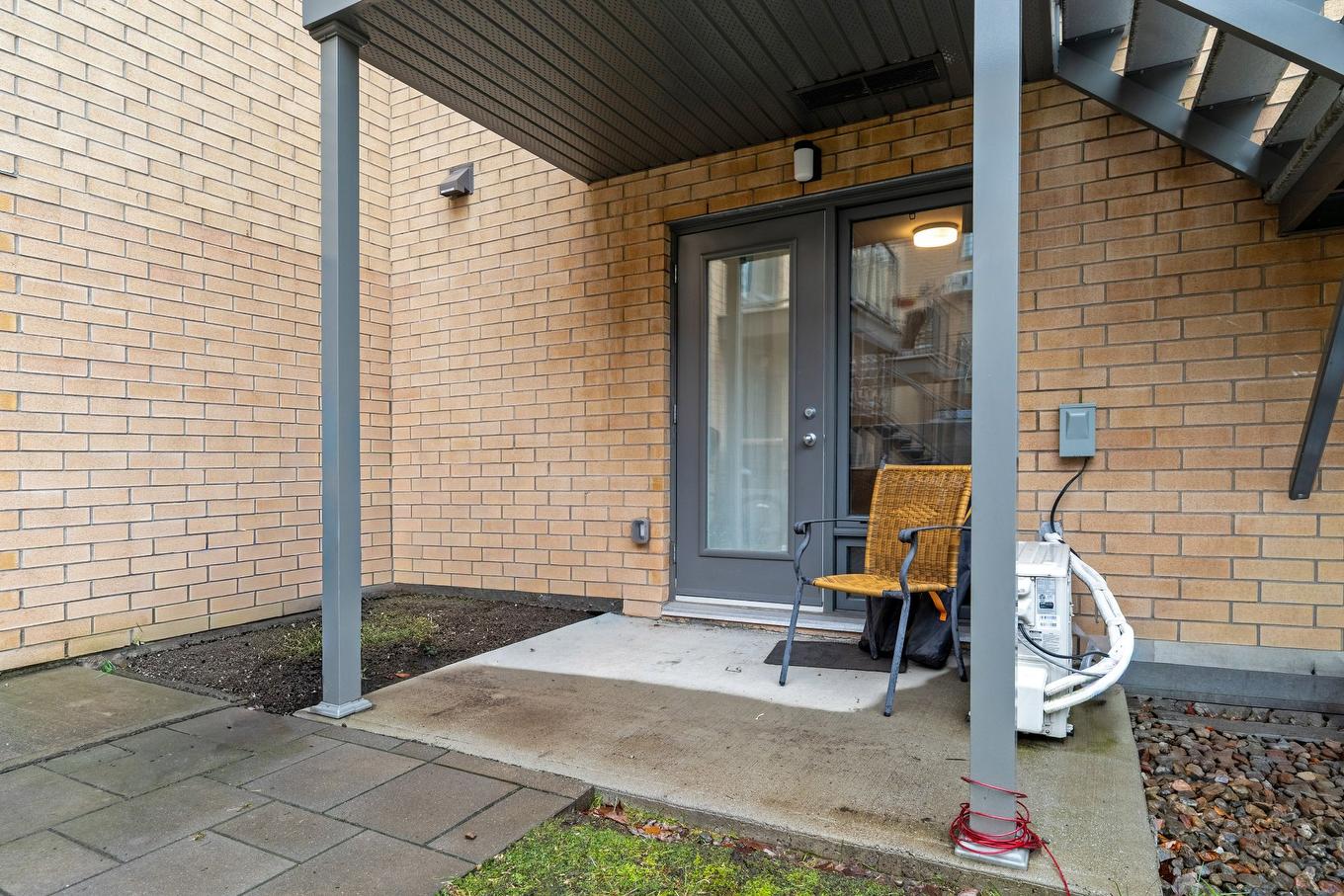 Patio - 4526 Rue La Perrière, Longueuil (Saint-Hubert), QC - Outdoor With Exterior