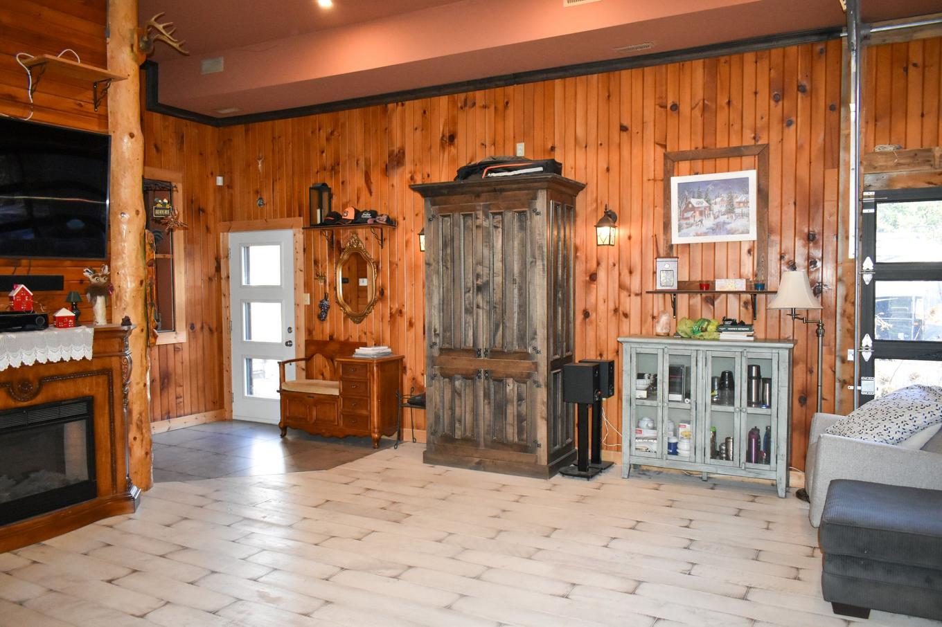 Living room - 4845Z 7E Rang, Saint-Lucien, QC - Indoor Photo Showing Other Room With Fireplace