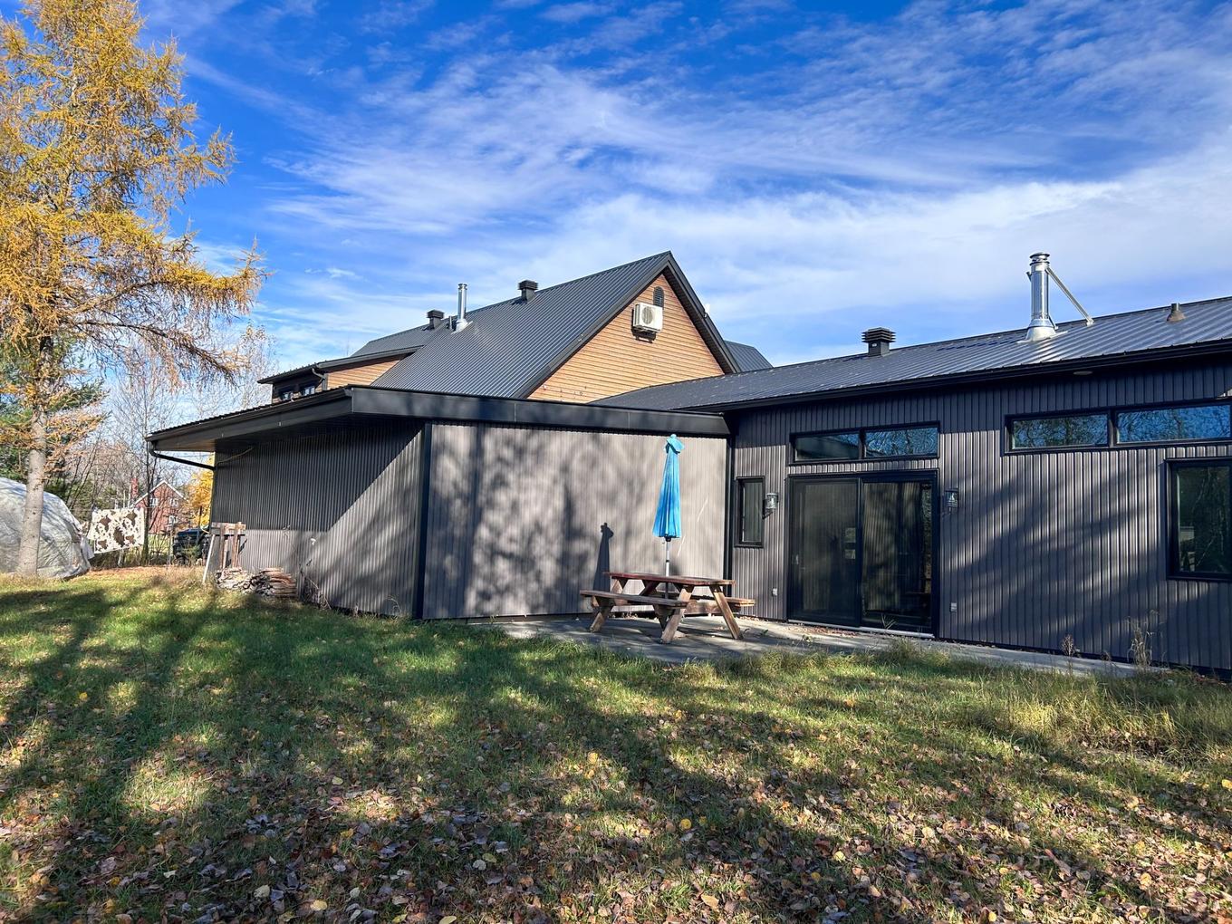 Back facade - 4845Z 7E Rang, Saint-Lucien, QC - Outdoor