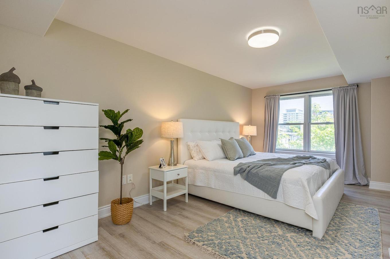 207 5234 Morris Street, Halifax, NS