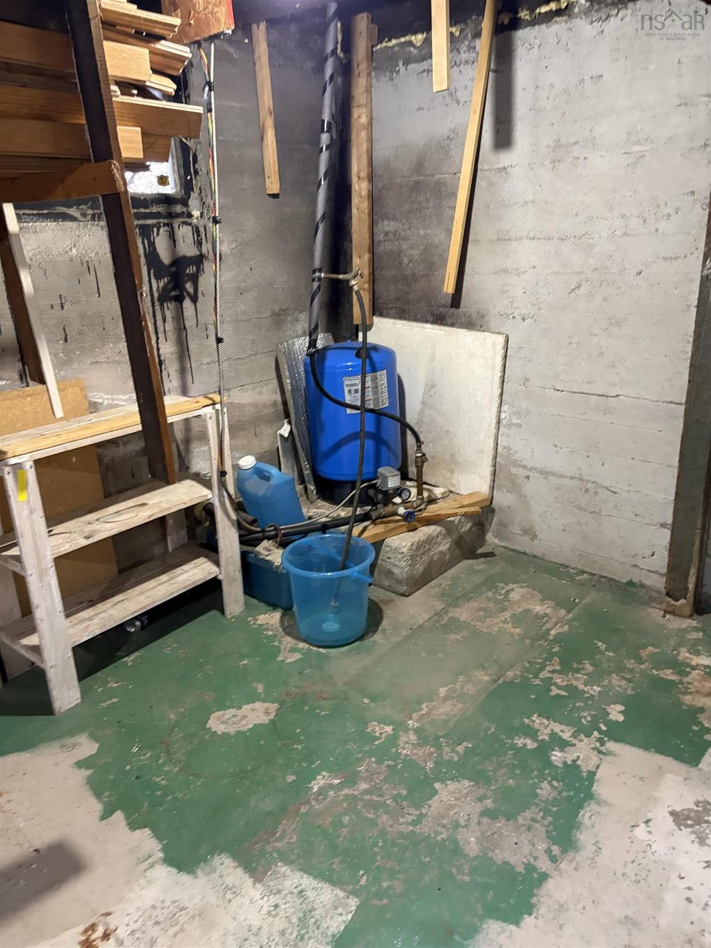 2162 New Waterford Highway, South Bar, NS