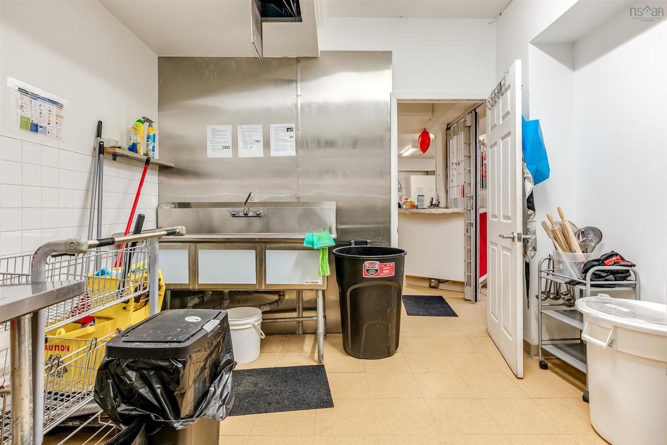 103 5460 Spring Garden Road Unit 103, Halifax Peninsula, NS