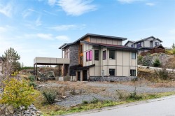 654 SENTINEL Dr Mill Bay, BC V8H 1H7