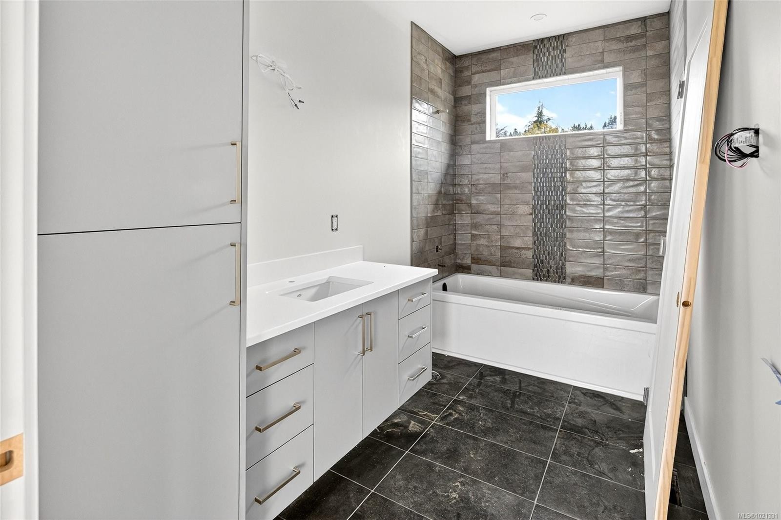 654 Sentinel Dr, Mill Bay, BC