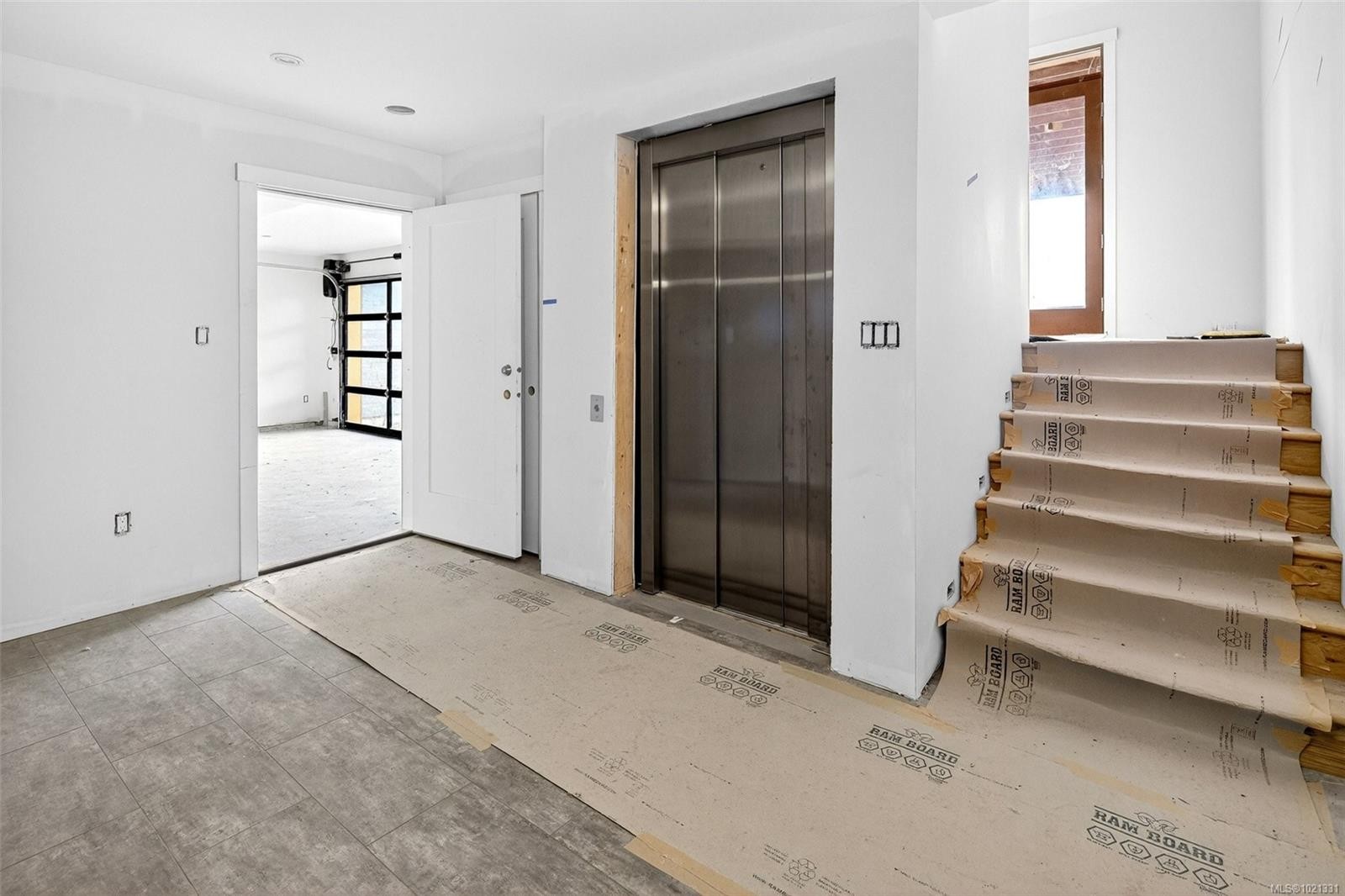 654 Sentinel Dr, Mill Bay, BC