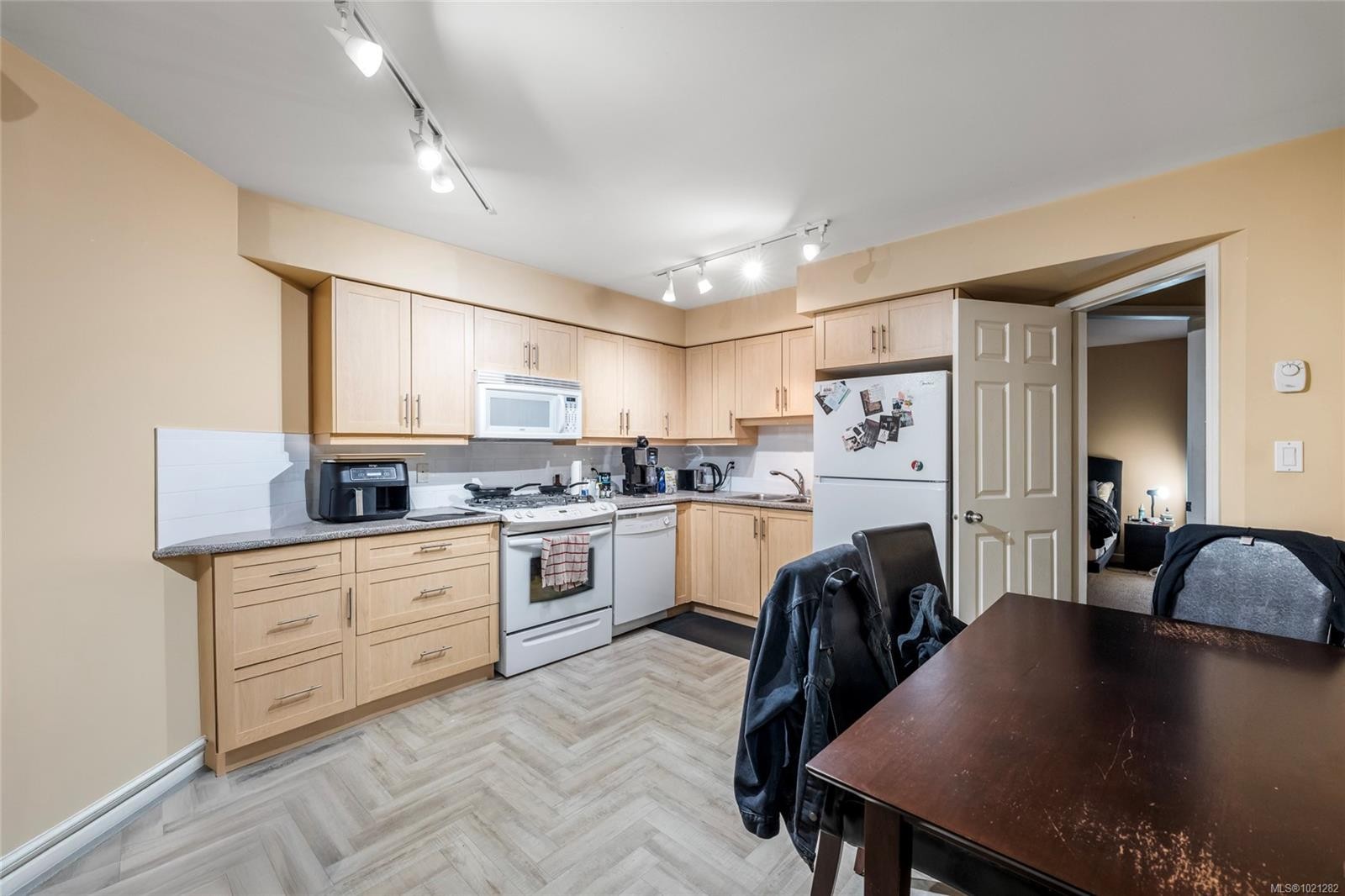 257 Michigan St, Victoria, BC