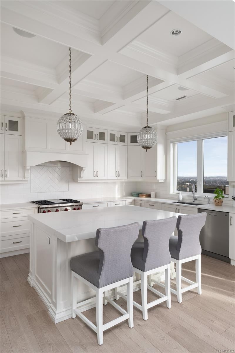 2701 Goldstone Hts, Langford, BC