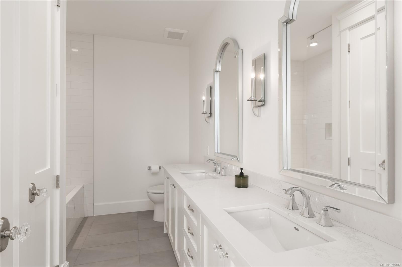 2701 Goldstone Hts, Langford, BC