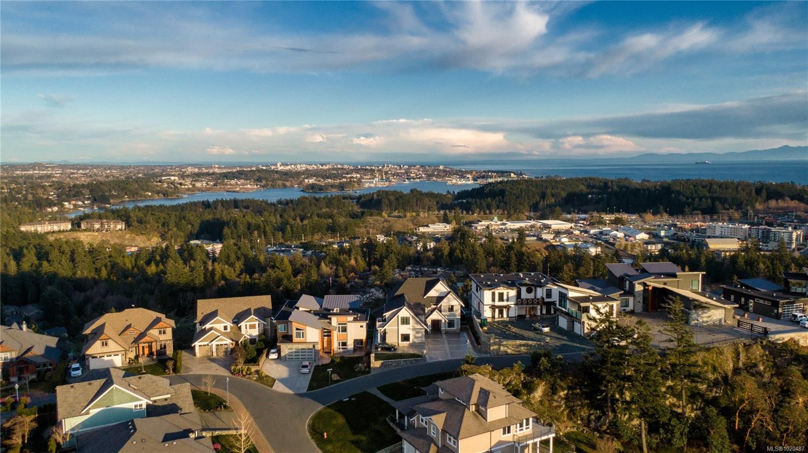 2701 Goldstone Hts, Langford, BC