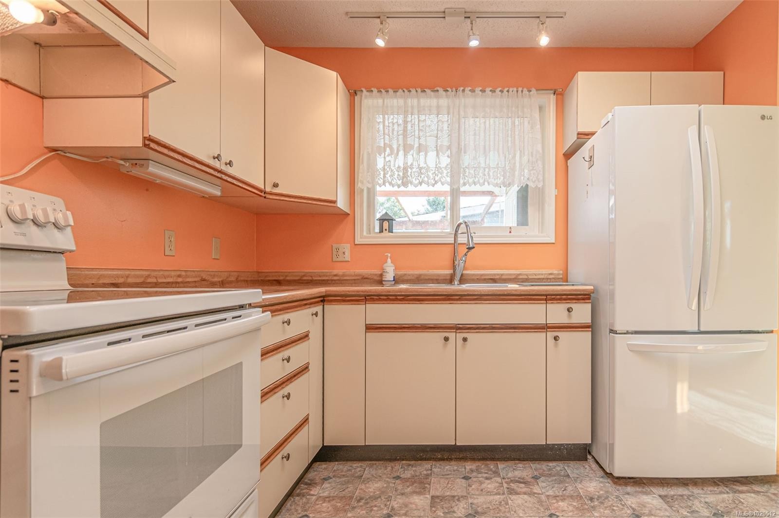 2074-135 Brinkworthy Rd, Salt Spring, BC