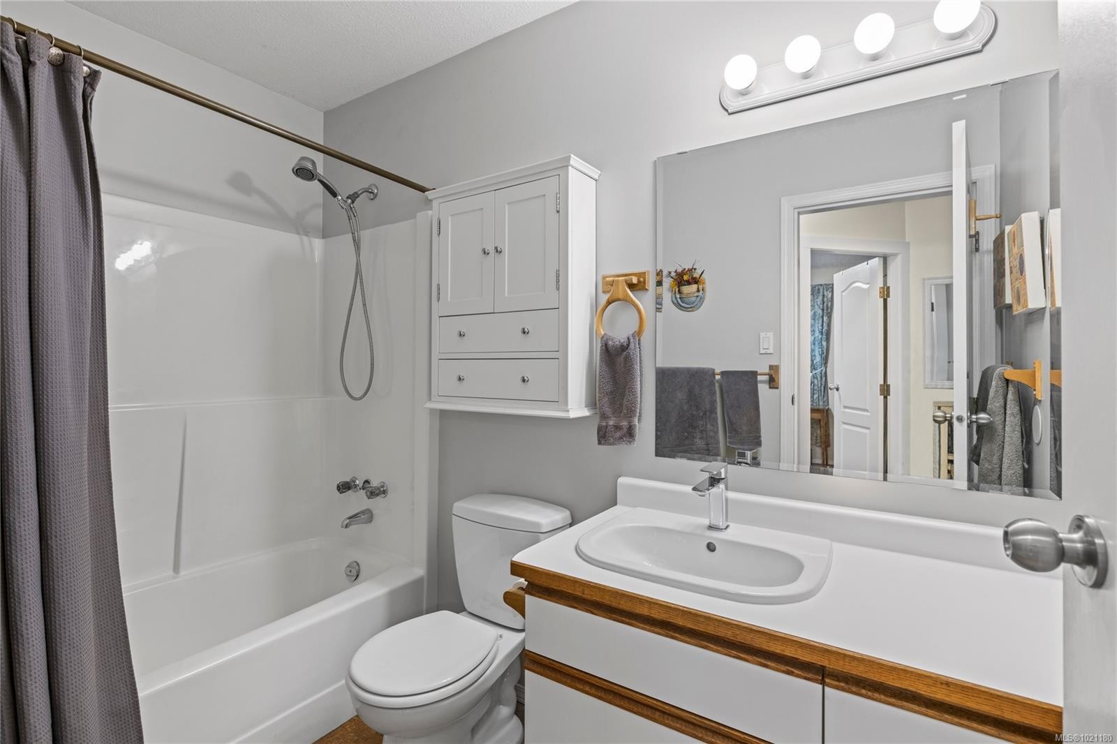 233 Ardoon Pl, Nanaimo, BC