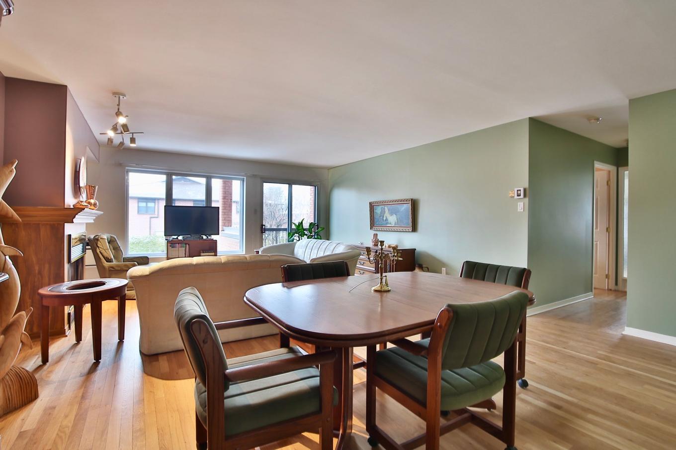 Dining room - 22-1645 Rue Gauthier, Saint-Bruno-De-Montarville, QC - Indoor Photo Showing Dining Room