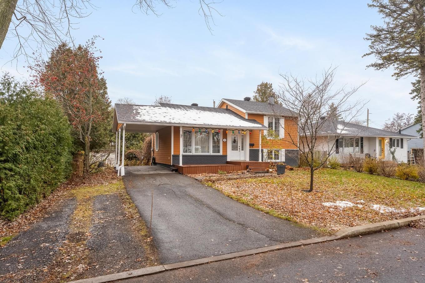 Frontage - 1003 Rue Chaumont, Chambly, QC - Outdoor With Facade