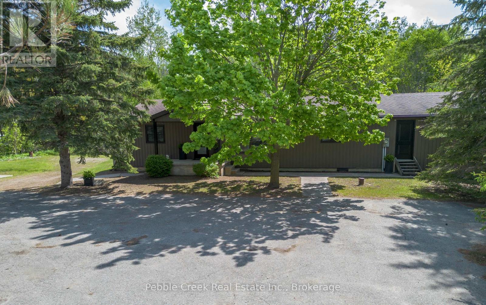 Front exterior - 78240 Parr Line, Central Huron (Goderich), ON - Outdoor