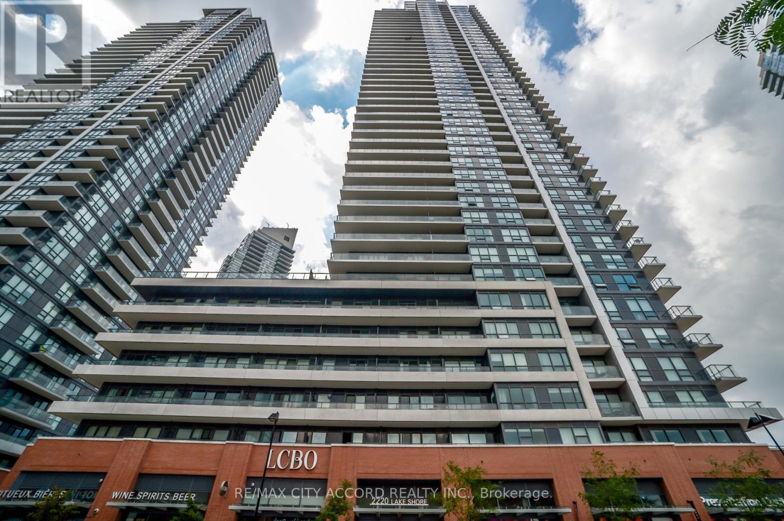 502 - 2220 Lakeshore Boulevard W, Toronto, ON - Outdoor With Facade
