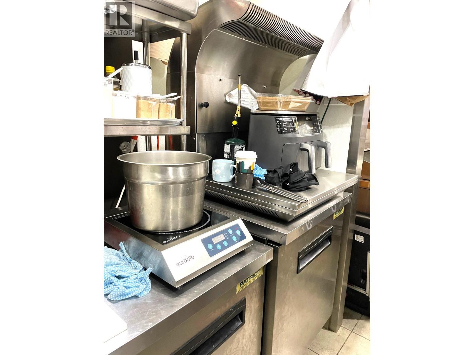 Fc 18 555 W Hastings Street, Vancouver, BC