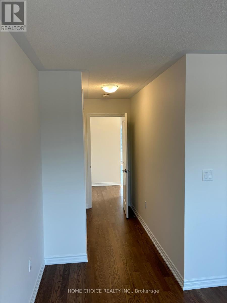 1474 Periwinkle Place, Milton, ON - Indoor Photo Showing Other Room