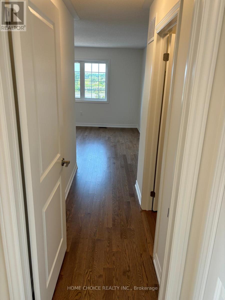 1474 Periwinkle Place, Milton, ON - Indoor Photo Showing Other Room