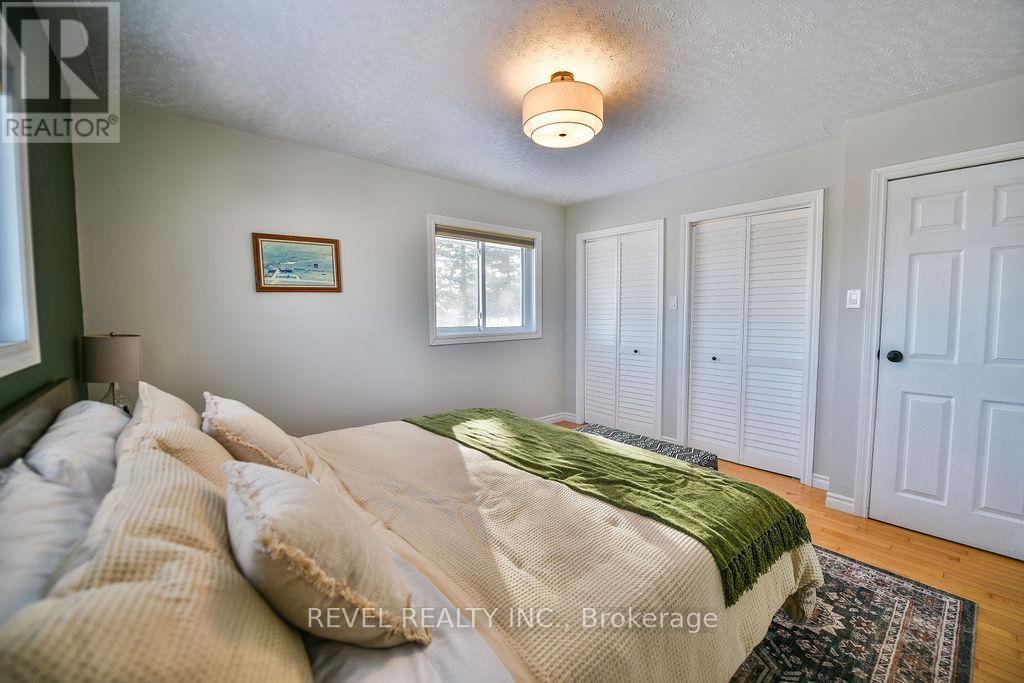 2104 Jaguar Drive, Timmins (Mtj - 101 West), ON - Indoor Photo Showing Bedroom