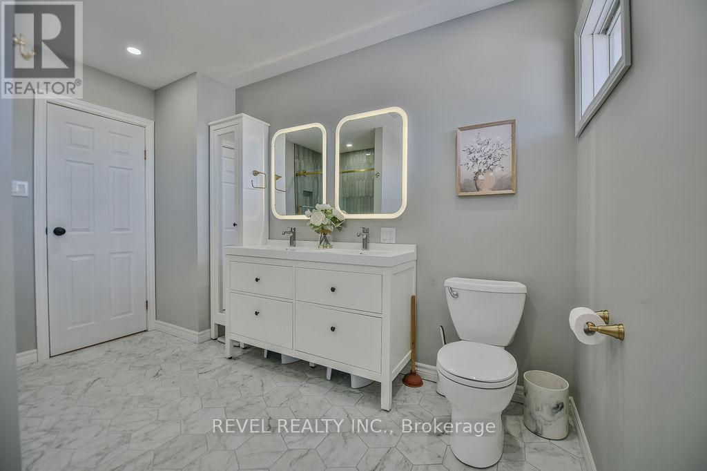 2104 Jaguar Drive, Timmins (Mtj - 101 West), ON - Indoor Photo Showing Bathroom