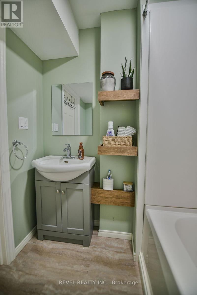 2104 Jaguar Drive, Timmins (Mtj - 101 West), ON - Indoor Photo Showing Bathroom