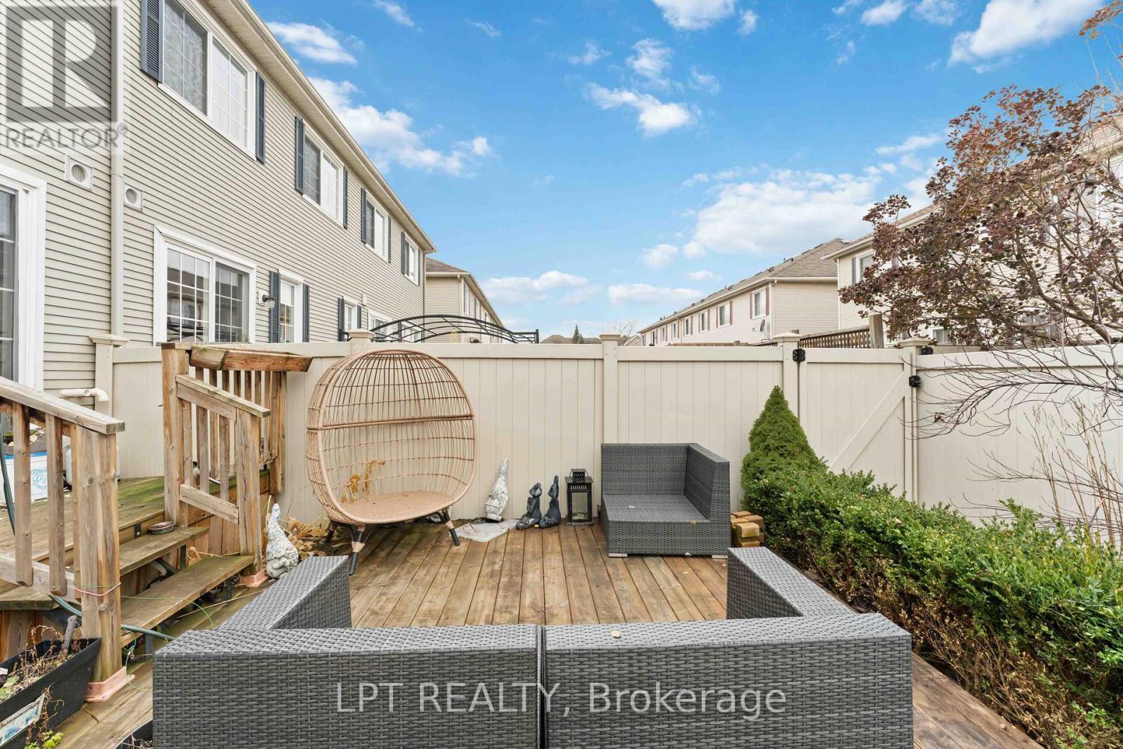 213 Idlewild Private, Ottawa, ON - Outdoor With Deck Patio Veranda