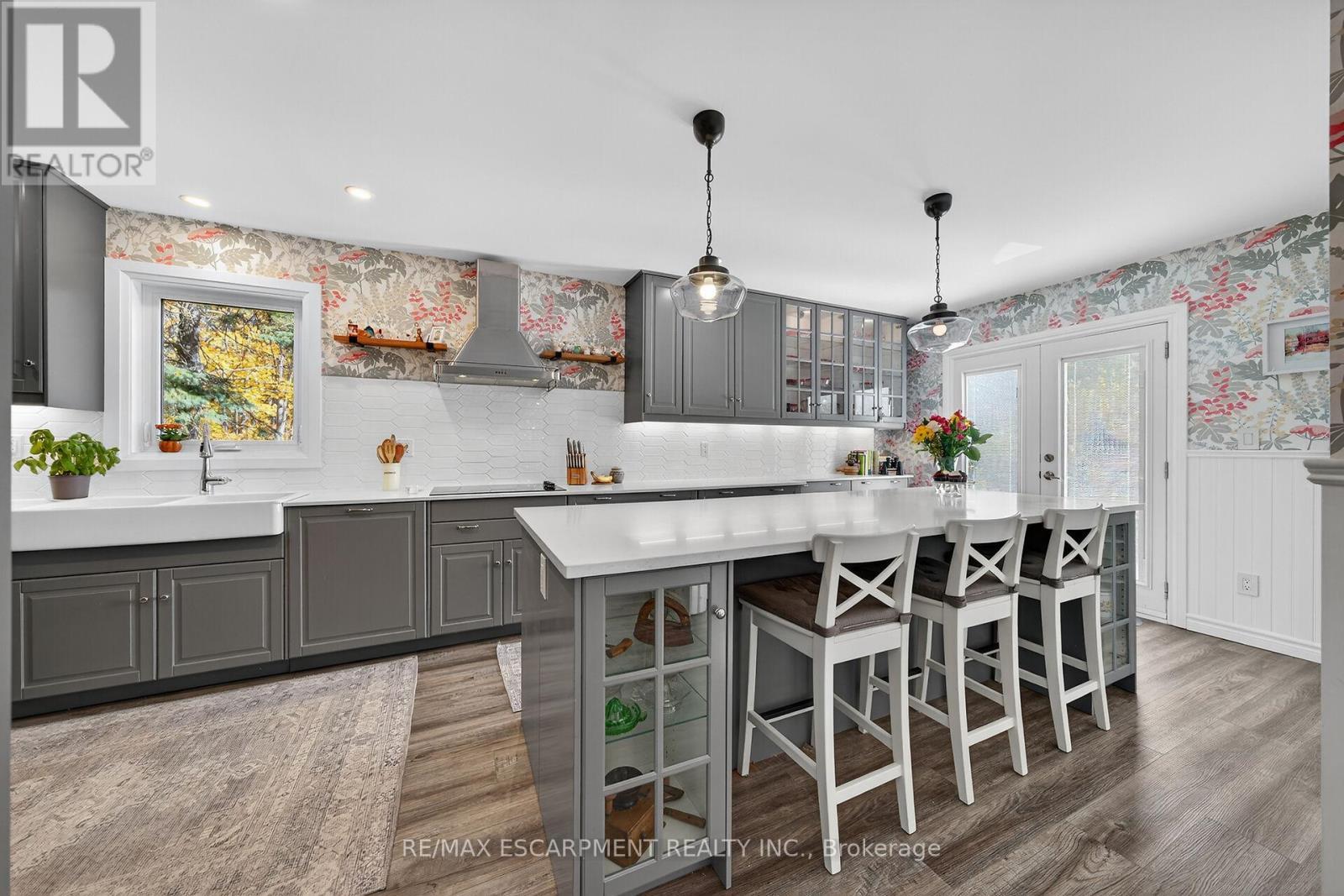 1072 Concession 13 Townsend, Norfolk, ON - Indoor Photo Showing Kitchen With Upgraded Kitchen