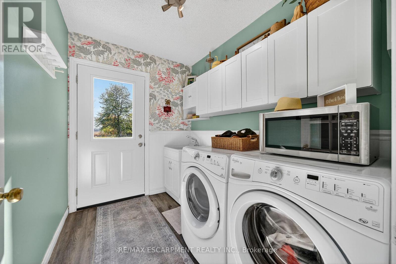 1072 Concession 13 Townsend, Norfolk, ON - Indoor Photo Showing Laundry Room