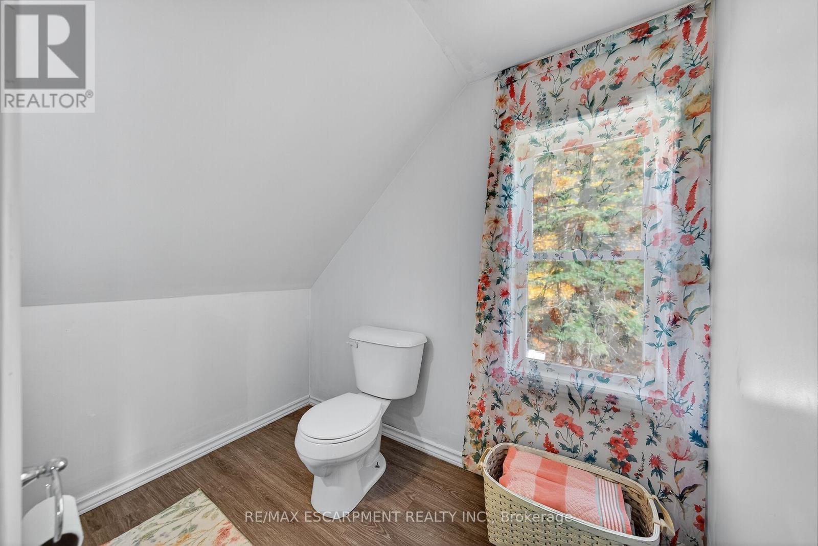 1072 Concession 13 Townsend, Norfolk, ON - Indoor Photo Showing Bathroom
