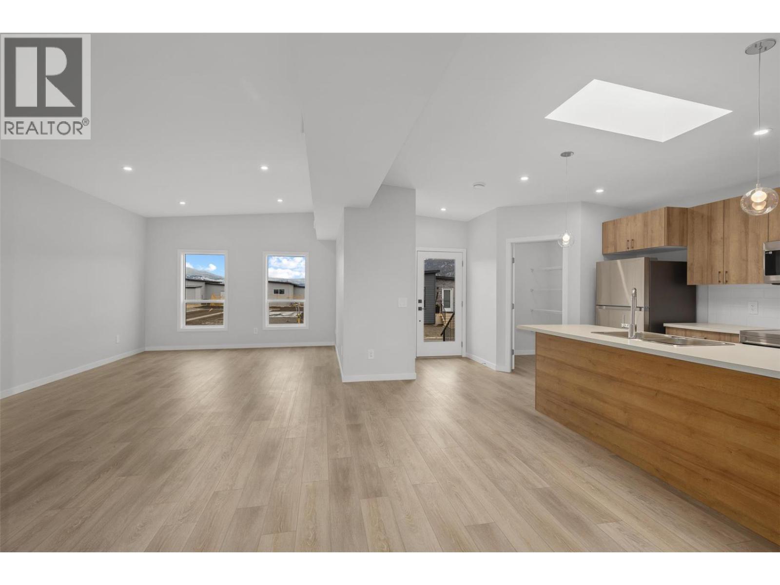 Monarch Floor Plan shown with Beach Interior - 8900 Jim Bailey Road Unit# 115, Kelowna, BC